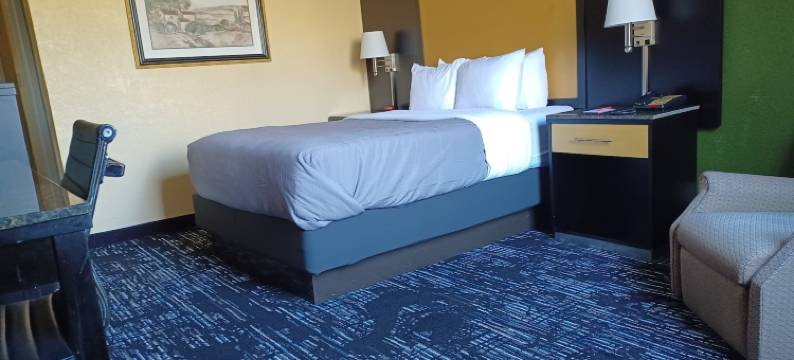 洛根斯波特凯艺旅店及会议中心(Quality Inn Conference Center Logansport)图片