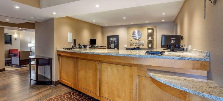 迪卡尔布附近的罗谢尔贝斯特韦斯特套房酒店(Best Western Rochelle Inn  Suites near DeKalb)图片