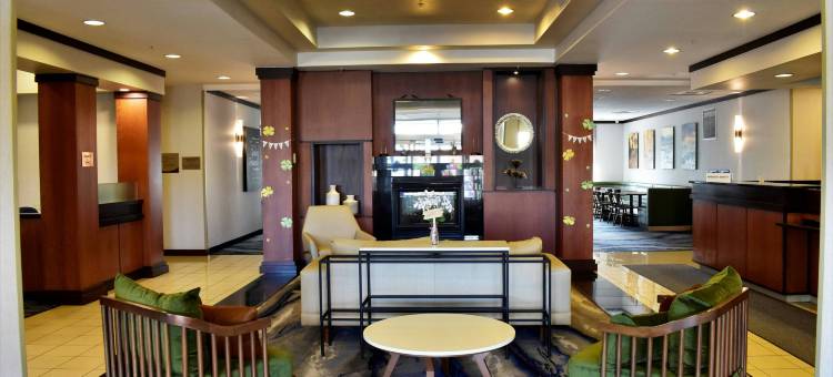 斯特拉斯堡谢南多厄山谷万枫酒店及套房(Fairfield Inn & Suites Strasburg Shenandoah Valley)图片