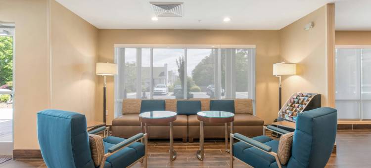 格林斯伯勒体育馆区万豪TownePlace Suites酒店(TownePlace Suites Greensboro Coliseum Area)图片