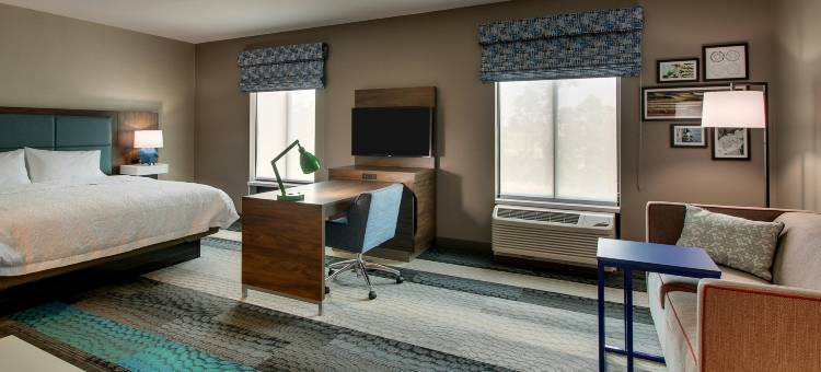 绍斯波特欢朋套房酒店(Hampton Inn & Suites Southport)图片