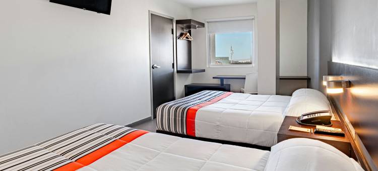 阿瓜斯卡连特斯中心万豪城市快捷青年酒店(City Express Junior by Marriott Aguascalientes Centro)图片