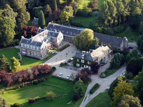 若因维利地区酒店