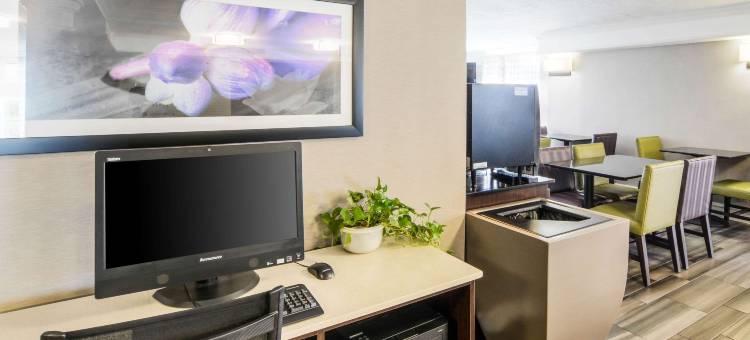 北查尔斯顿品质酒店及套房 - 阿什利磷酸盐(Quality Inn & Suites North Charleston - Ashley Phosphate)图片