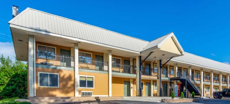 东岭伊克诺小屋(Econo Lodge East Ridge)图片