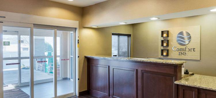 巴伯斯维尔舒适酒店-近亨廷顿购物中心区(Comfort Inn Barboursville Near Huntington Mall Area)图片