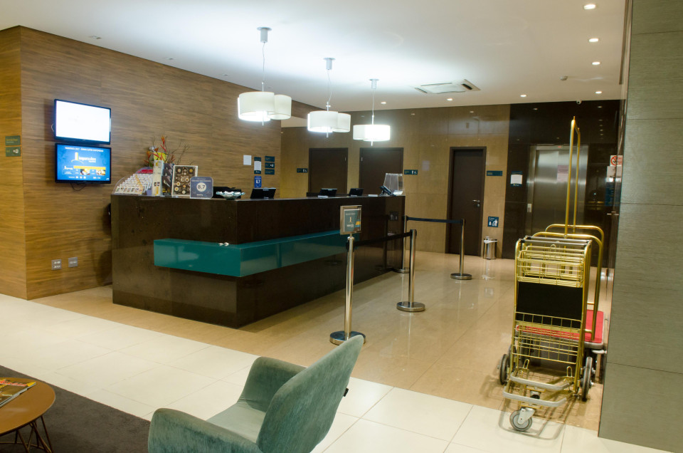 Ímpar Suítes ExpominasOver view