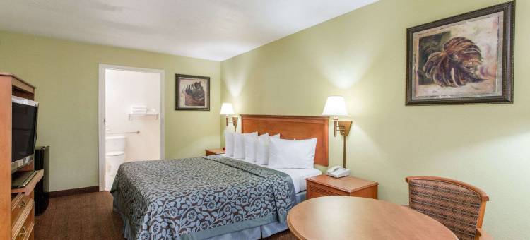 奥蒙德海滩戴斯酒店(Days Inn by Wyndham Ormond Beach)图片