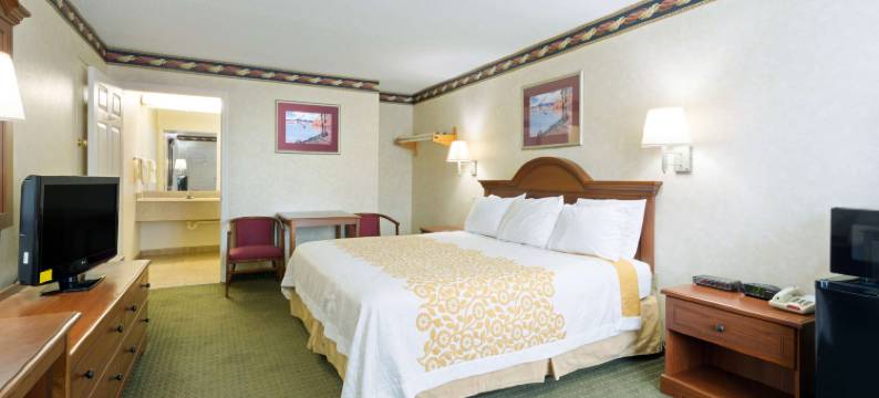 克林顿戴斯酒店(Days Inn by Wyndham Clinton)图片