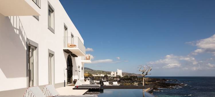 白色专享套房别墅酒店(WHITE Exclusive Suites & Villas)图片