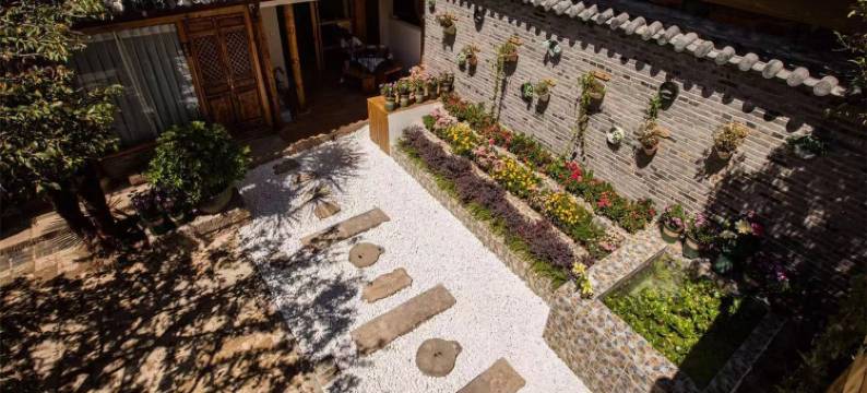 束河宜宿精品民宿(鹿苑路2号分店)图片