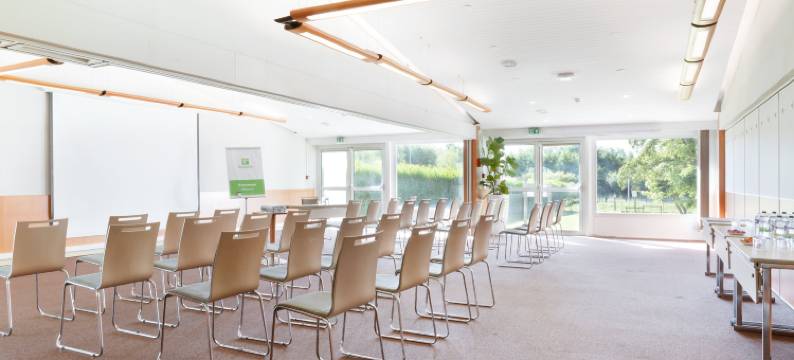 里尔昂格洛西假日酒店(Holiday Inn LILLE - OUEST ENGLOS by IHG)图片