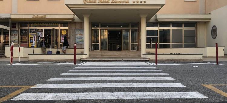 拉美齐亚大酒店(Grand Hotel Lamezia)图片