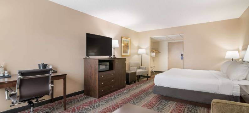 山湖贝斯特韦斯特酒店(Best Western Saranac Lake)图片