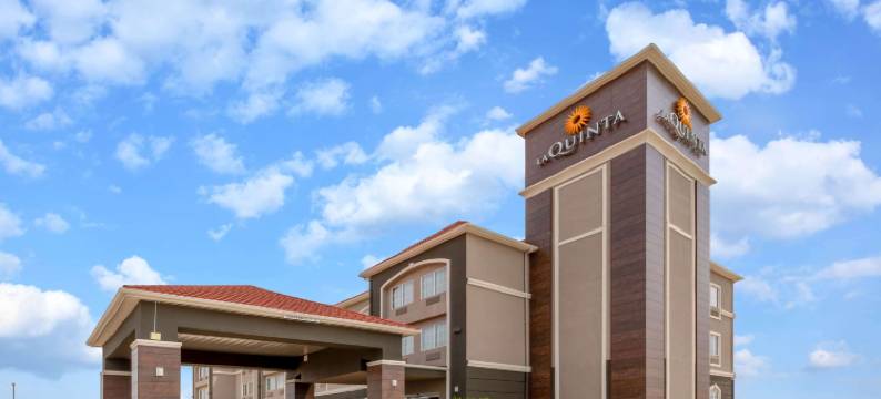 布里奇波特拉昆塔温德姆套房酒店(La Quinta Inn & Suites by Wyndham Bridgeport)图片