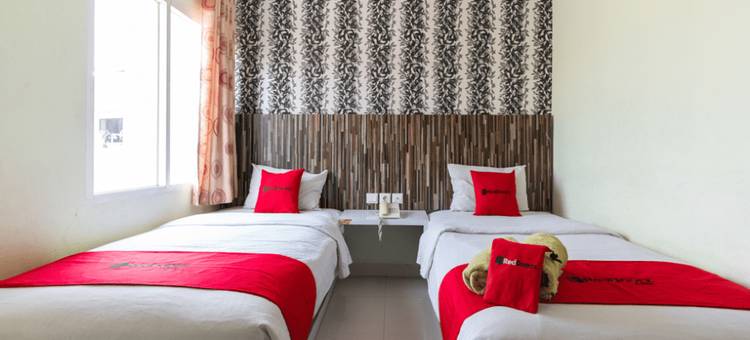 红多兹Plus酒店-赫尔塔斯宁区(RedDoorz Plus @ Hertasning Area)图片