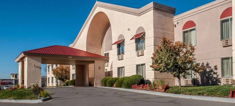 法明顿凯艺套房酒店(Quality Inn & Suites Farmington)图片