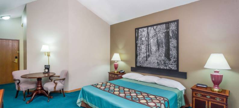 普拉特维尔速8酒店(Super 8 by Wyndham Platteville)图片