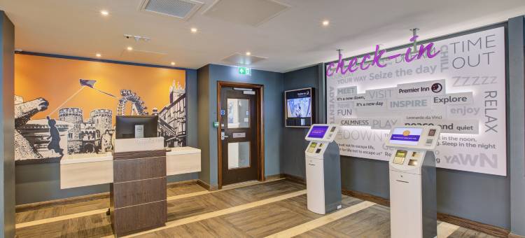 普瑞米尔海沃斯希思酒店(Premier Inn Haywards Heath)图片