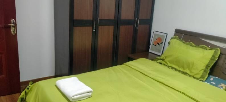 甜甜圈草莓民宿(东环路分店)图片