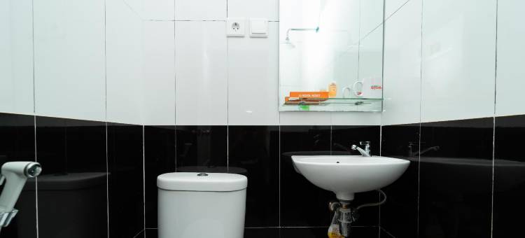 库尔科斯特伊斯兰酒店@巴厘巴板塔曼贝卡派(KoolKost Syariah Near Taman Bekapai Balikpapan)图片