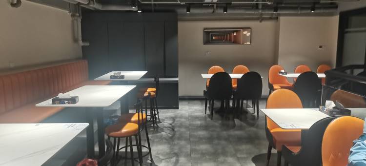 洛阳时光里民宿(牡丹广场万达广场店)图片