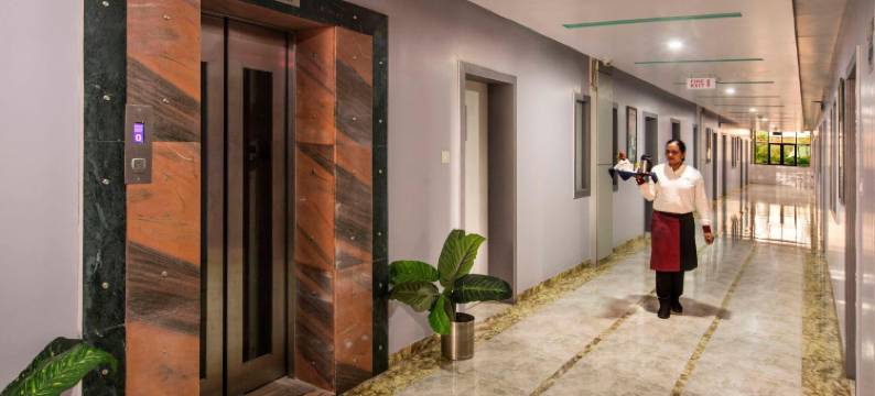 拉尤拉狮子上议院客栈(Lion Lords Inn Rajula)图片