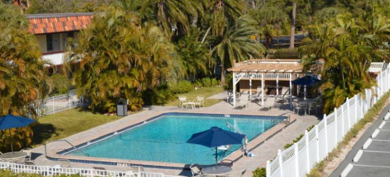 萨拉索塔呗盟套房酒店(Baymont by Wyndham Sarasota)图片