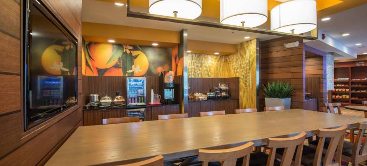 印第安纳波利斯西北万豪万枫酒店(Fairfield Inn & Suites Indianapolis Northwest)图片