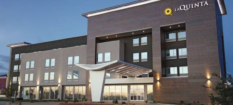 阿马里洛机场拉昆塔温德姆套房酒店(La Quinta Inn & Suites by Wyndham Amarillo Airport)图片
