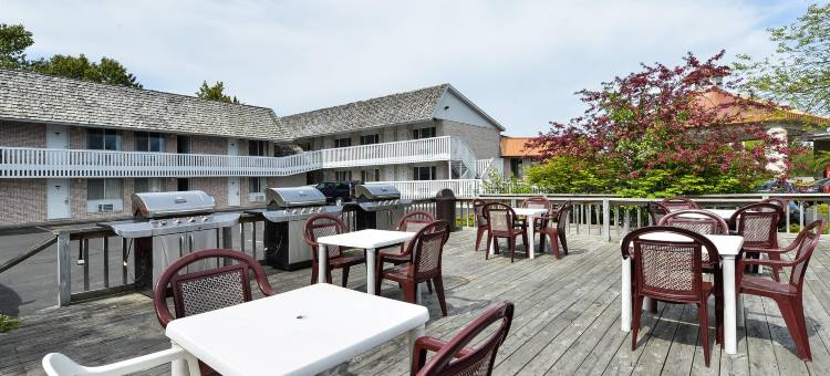 麦基诺城温德姆Travelodge酒店(Travelodge by Wyndham Mackinaw City)图片