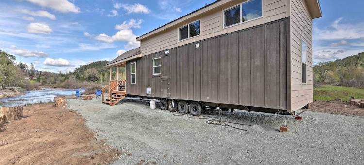 Canyonville Tiny Home on South Umpqua River!图片