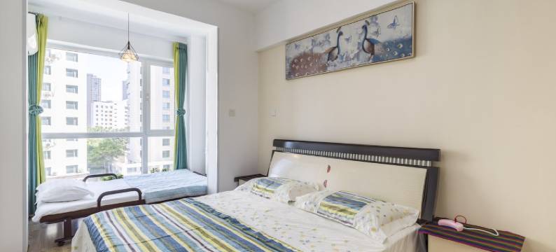 国际海水浴场君威海景民宿(环海路3号分店)图片