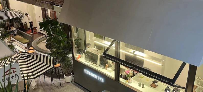 曾厝垵近海度假复古风民宿(庙后巷分店)图片