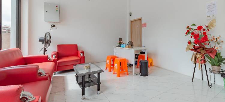 Urbanview Hotel la de Grizz Syariah Sampit by RedDoorz图片