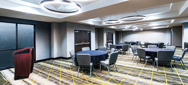 Holiday Inn & Suites 塔尔萨南(Holiday Inn & Suites Tulsa South)图片