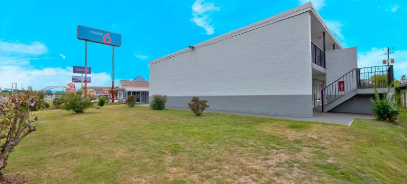 阿拉巴马 - 大学塔斯卡卢萨 6 号汽车旅馆酒店(Motel 6 Tuscaloosa, Al – University)图片