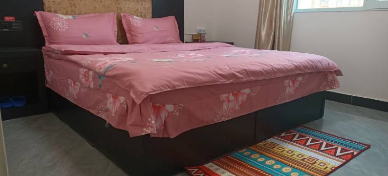 乾元紫轩情侣空间公寓(向阳路1号分店)图片