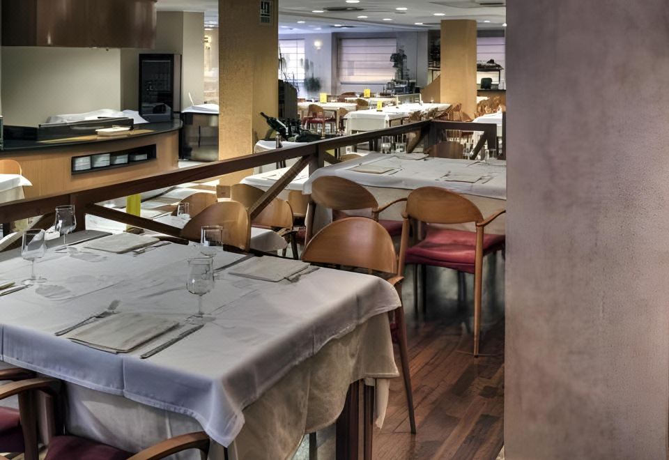 Zenit Diplomatic Hotel Overview