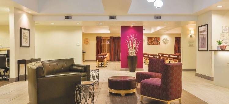 奥德萨北拉昆塔温德姆套房酒店(La Quinta Inn & Suites by Wyndham Odessa North)图片