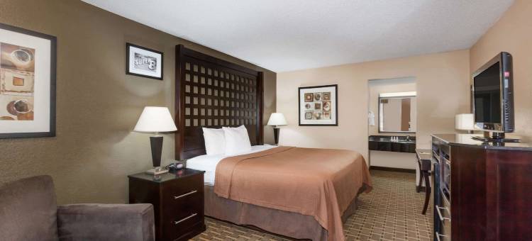 阿托卡速8酒店(Super 8 by Wyndham Atoka)图片