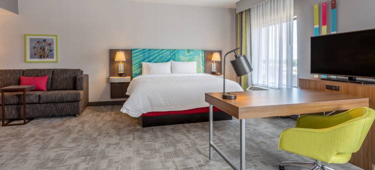 伯灵顿欢朋套房酒店(Hampton Inn & Suites Burlington)图片