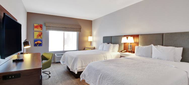 希尔顿欢朋套房酒店-赫米特(Hampton Inn & Suites Hemet)图片