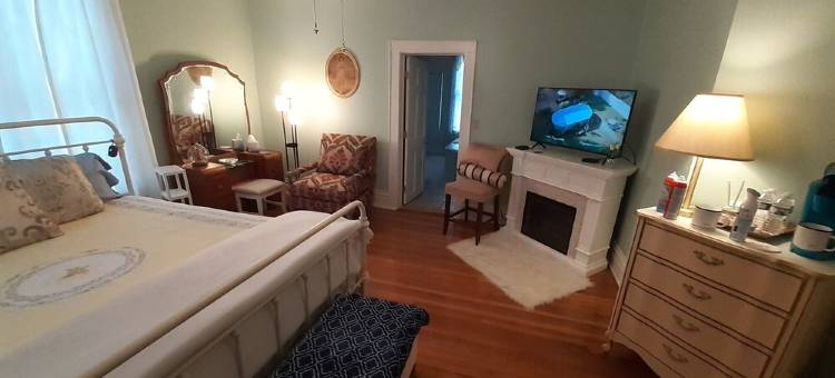 Victorian Spa EnSuite @ Nottingham PL, King Bed, Jacuzzi Near UVa-Wise & Main St图片