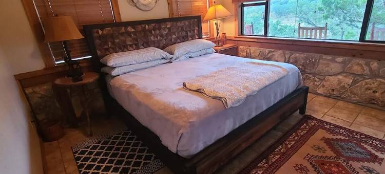 Dripping Springs与Johnson City之间高档小木屋(Upscale Cabin Between Dripping Springs & Johnson City)图片