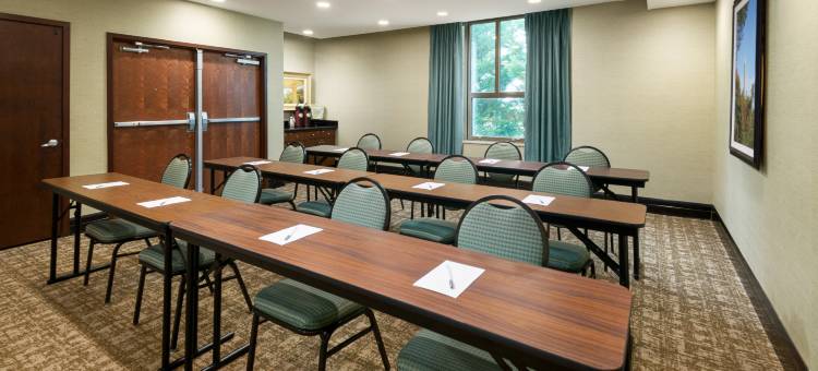国民港口欢朋套房酒店(Hampton Inn & Suites National Harbor/Alexandria Area)图片