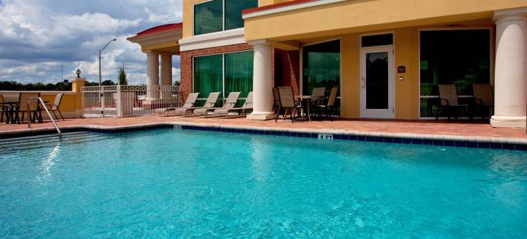 智选假日套房酒店查菲，杰克逊维尔西(Holiday Inn Express & Suites CHAFFEE-JACKSONVILLE WEST by IHG)图片