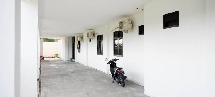 红多兹伊斯兰酒店-近詹德尔苏德曼大学2号(RedDoorz Syariah Near Universitas Jenderal Soedirman 2)图片