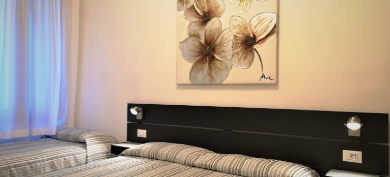 位于卡纳李吉奥的14卧室公寓-平方米|带14个独立浴室(Hotel Rossi)图片