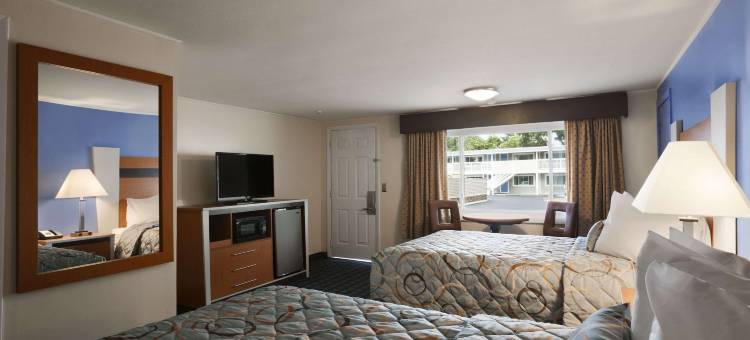 西雅茅斯/海恩尼斯科德角地区戴斯酒店(Days Inn by Wyndham West Yarmouth/Hyannis Cape Cod Area)图片